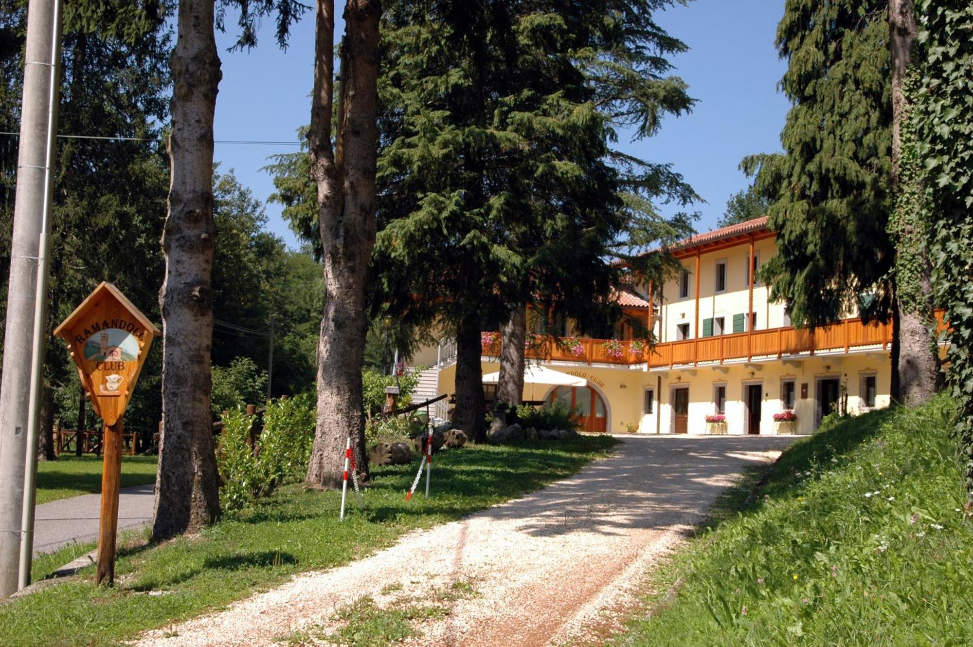 Country House Ramandolo Club Nimis ภายนอก รูปภาพ